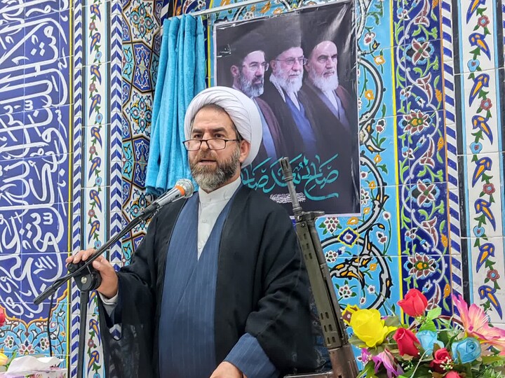 تصاویر/ اقامه نماز عبادی سیاسی جمعه در طارم