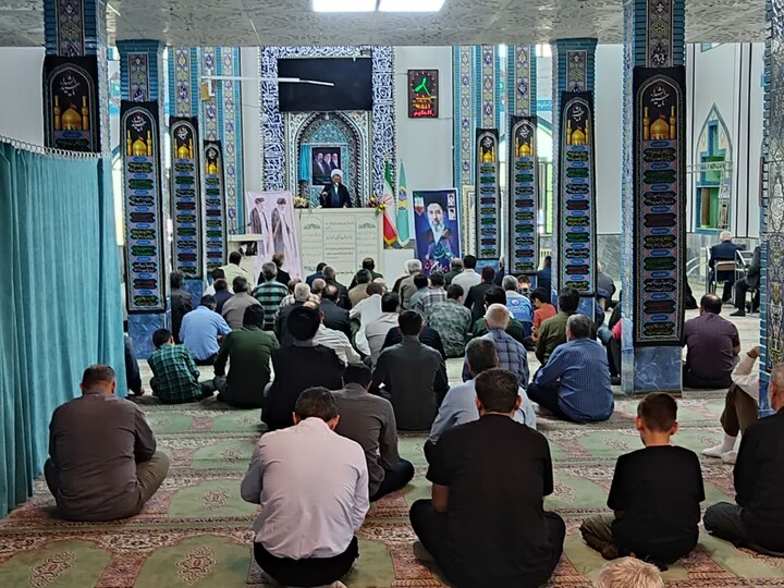 تصاویر/ اقامه نماز عبادی سیاسی جمعه در طارم