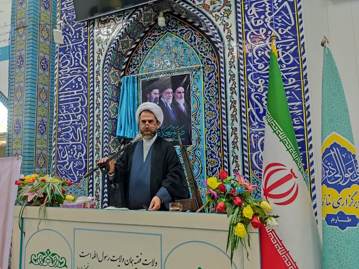 تصاویر/ اقامه نماز عبادی سیاسی جمعه در طارم