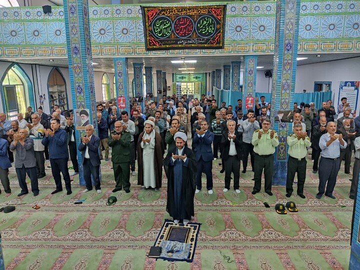 تصاویر/ اقامه نماز عبادی سیاسی جمعه در طارم