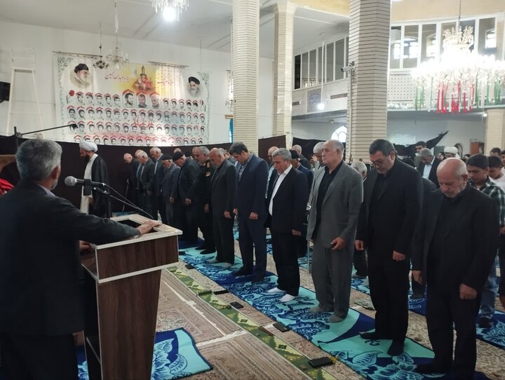 تصاویر/ اقامه نماز عبادی سیاسی جمعه در لیلان