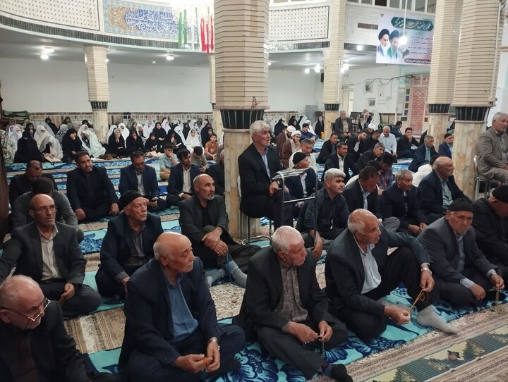 تصاویر/ اقامه نماز عبادی سیاسی جمعه در لیلان