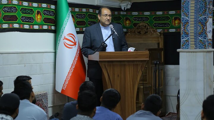 رونمایی از آثار ترجمه‌شده شهید امام خامنه‌ای به زبان بنگالی در قم