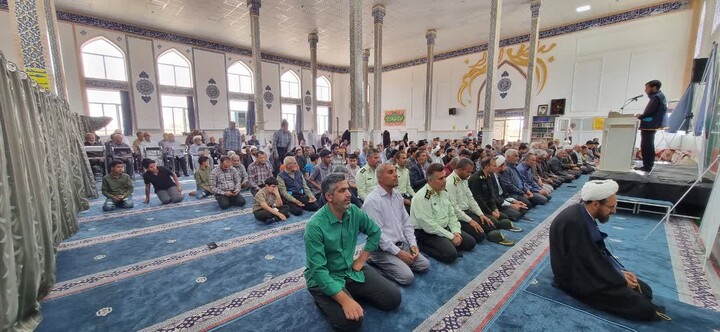 تصاویر| نماز عبادی سیاسی جمعه سربیشه