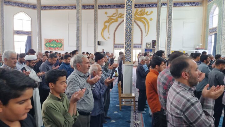 تصاویر| نماز عبادی سیاسی جمعه سربیشه