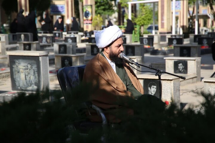 تصاویر / برگزاری دعای ندبه در اسدآباد