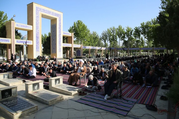 تصاویر / برگزاری دعای ندبه در اسدآباد