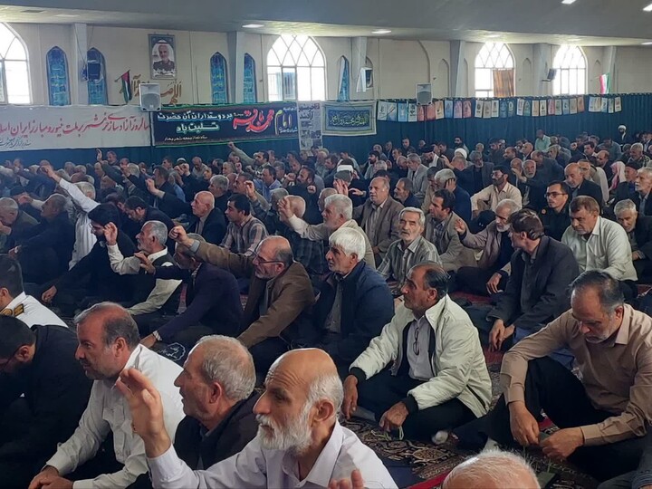تصاویر / اقامه نماز جمعه بهار
