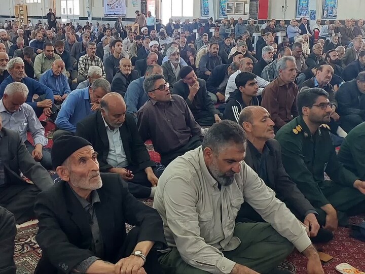 تصاویر / اقامه نماز جمعه بهار