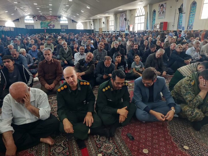 تصاویر / اقامه نماز جمعه بهار