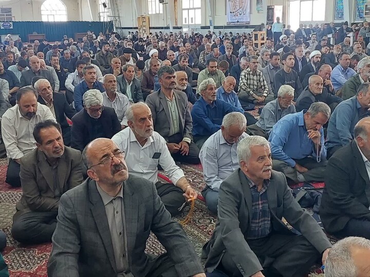 تصاویر / اقامه نماز جمعه بهار