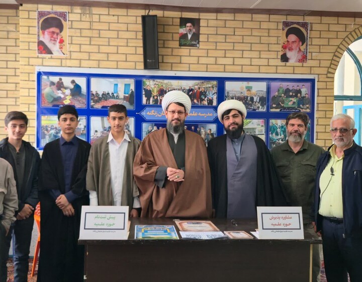 تصاویر / اقامه نماز جمعه در تویسرکان