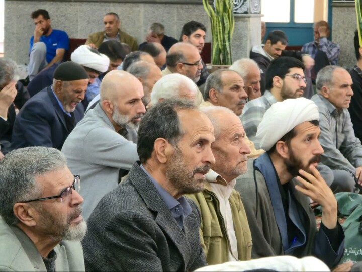 تصاویر / اقامه نماز جمعه در تویسرکان