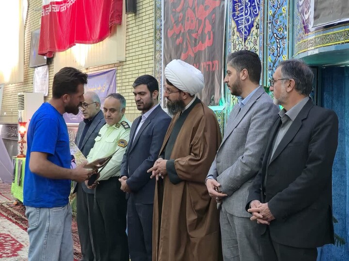 تصاویر / اقامه نماز جمعه در تویسرکان