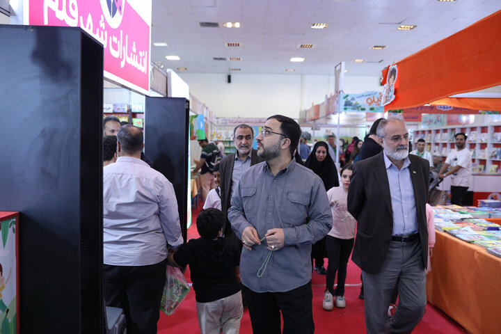 تصاویر/ دومین روز نمایشگاه کتاب کودک و نوجوان «میناب ۱۶۸»