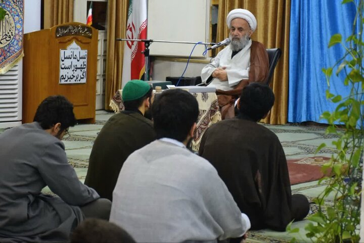 تصاویر/ جلسه درس اخلاق امام جمعه شهرستان بابل