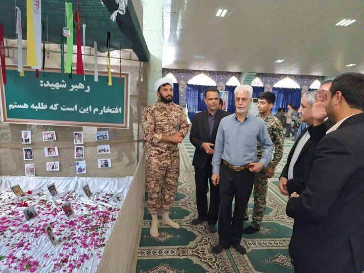 تصاویر/ نمایشگاه از محراب تا معراج طلاب عنبرآباد
