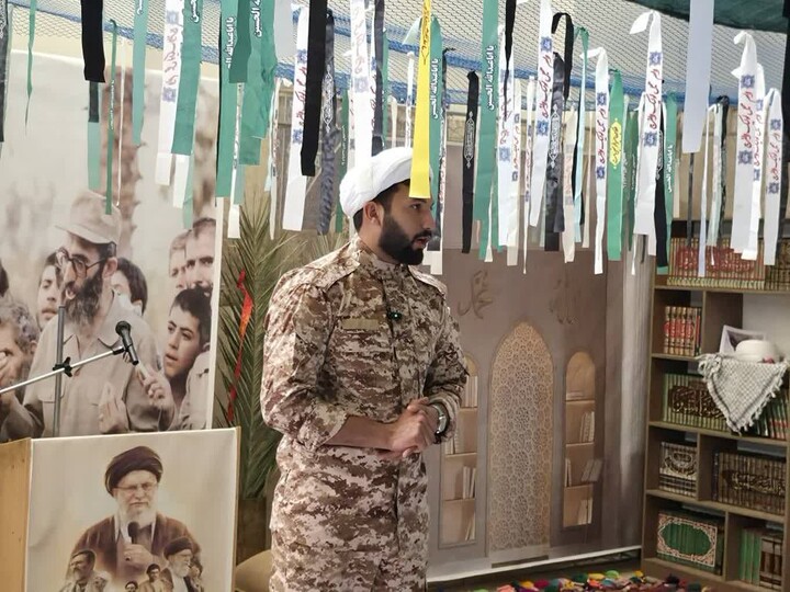 تصاویر/ نمایشگاه از محراب تا معراج طلاب عنبرآباد