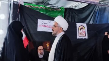 برپایی غرفه سینمایی با محوریت «تبیین سبک زندگی رهبر معظم انقلاب» در حوزه علمیه خواهران دماوند