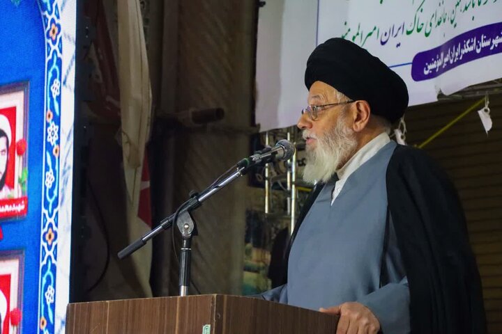 تصاویر/ ویژه برنامه یادواره شهدای طلبه و روحانیون شهرستان اشکذر