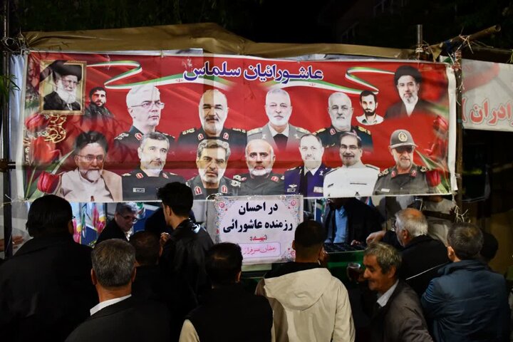 تصاویر/ طنین دوباره فریاد «لبیک یا خامنه‌ای» در سلماس؛ در استمرار خروش انقلابی مردم در دفاع از ایران اسلامی