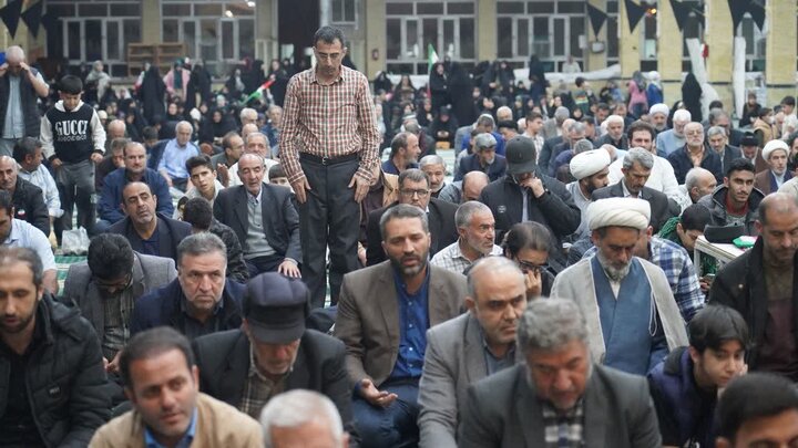 تصاویر/ اقامه نماز استغاثه در خوی