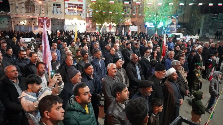 تصاویر/ تداوم حضور مردم چالدران در خیابانها، جلوه هایی از همبستگی اجتماعی، اتحاد و هوشیاری مردم