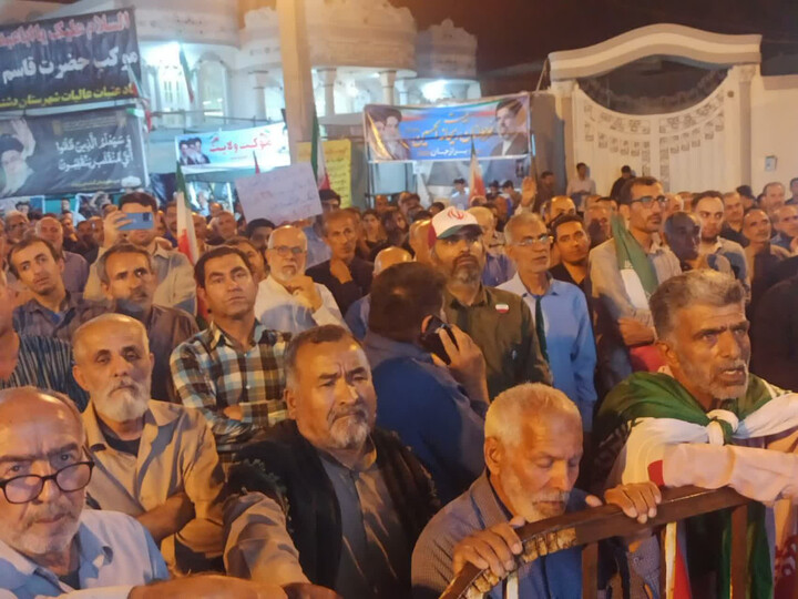 تصاویر/ برازجانی‌ها سنگر خیابان را خالی نمی‌کنند