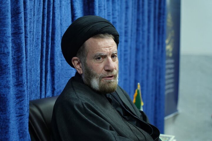 تصاویر/دیدار معاون ارتباطات و بین الملل جامعه‌المصطفی و جمعی از همراهان با نماینده ولی فقیه در لرستان