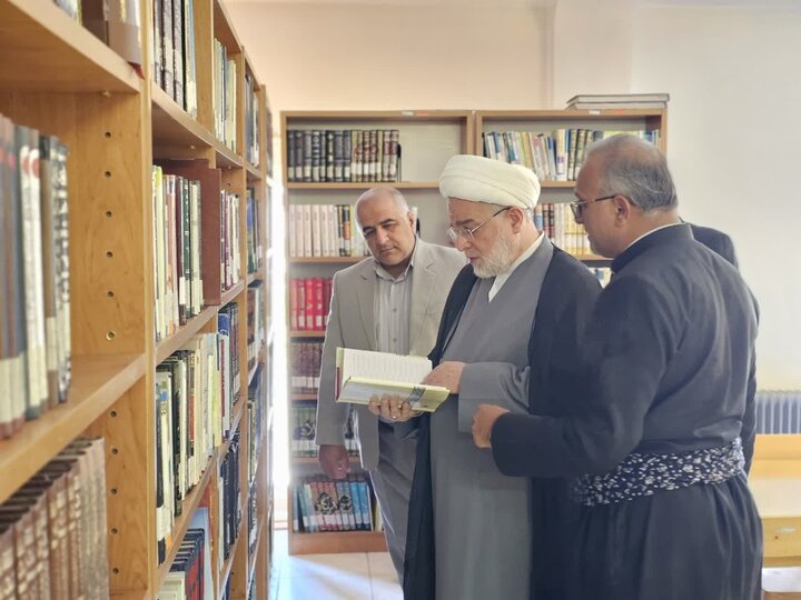 تصاویر/بازدید نماینده ولی‌فقیه در کردستان از دانشگاه مذاهب اسلامی واحد سنندج