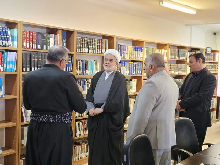تصاویر/بازدید نماینده ولی‌فقیه در کردستان از دانشگاه مذاهب اسلامی واحد سنندج