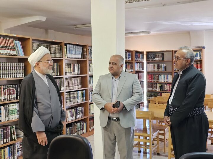 تصاویر/بازدید نماینده ولی‌فقیه در کردستان از دانشگاه مذاهب اسلامی واحد سنندج