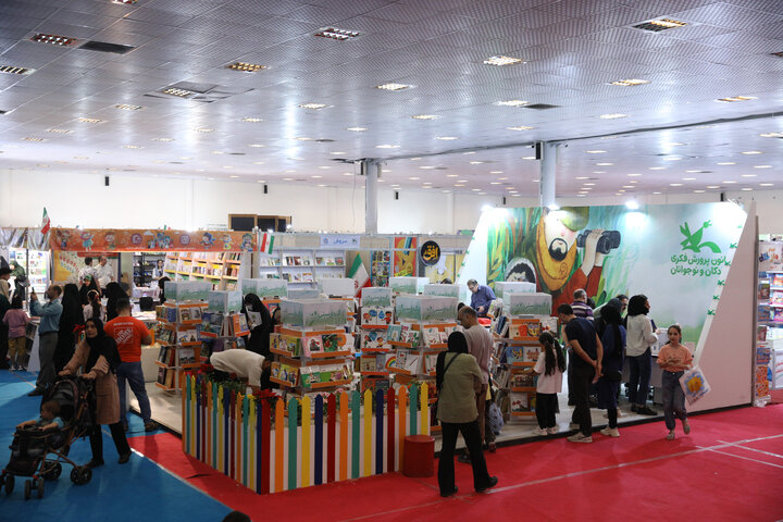 تصاویر/ نمایشگاه کتاب کودک و نوجوان میناب