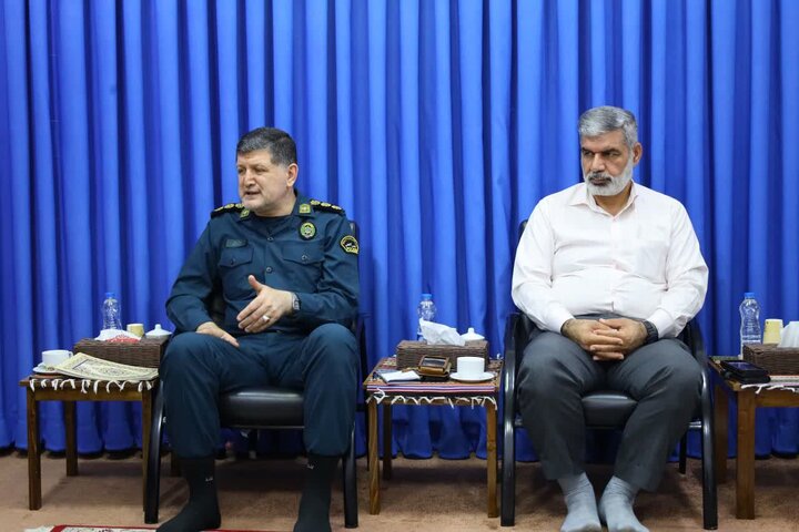 تصاویر/ دیدار سرهنگ قیصری فرمانده انتظامی ساری، با نماینده ولی فقیه در مازندران