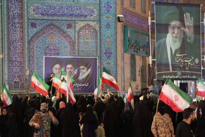 تصاویر/ هشتادوپنجمین اجتماع شبانه مردمی در قرچک