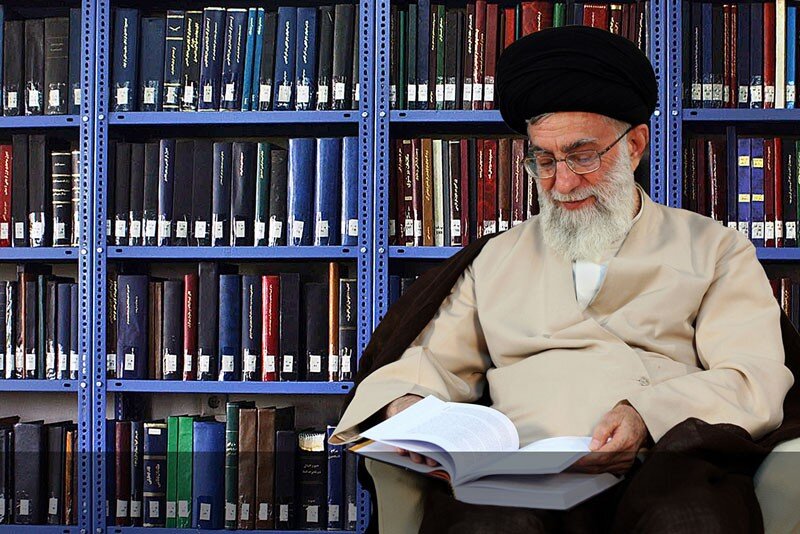 اُنس با کتاب؛ مطالبه فرهنگی رهبر شهید