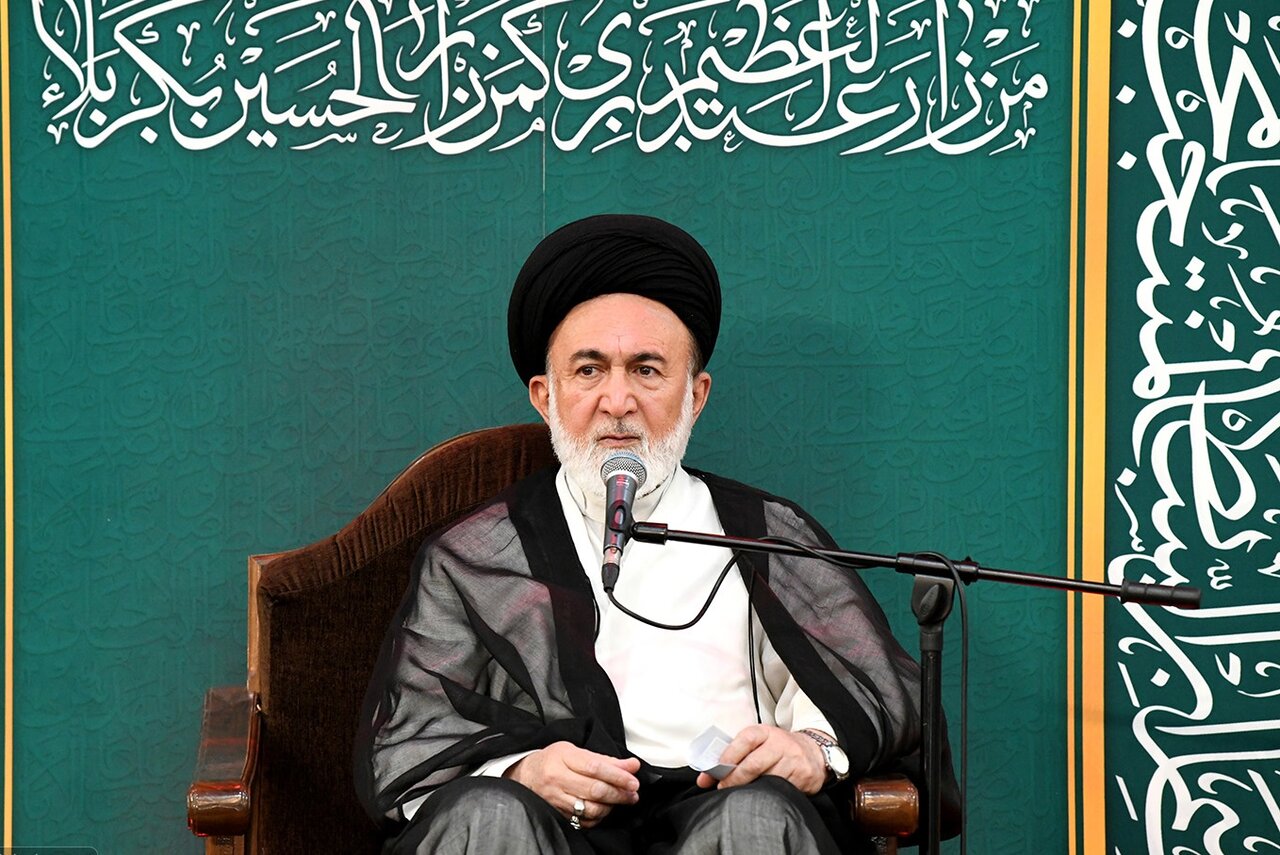 عزاداری حسینی باید عاری از تحریف و سبک‌های انحرافی باشد