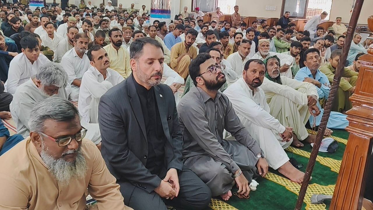 خانۂ فرہنگ ایران کے تحت قدم گاہ مولا علیؑ کی انتظامیہ کے تعاون سے شہدائے مقاومت کی یاد میں عظیم الشان محفلِ قرائت قرآن