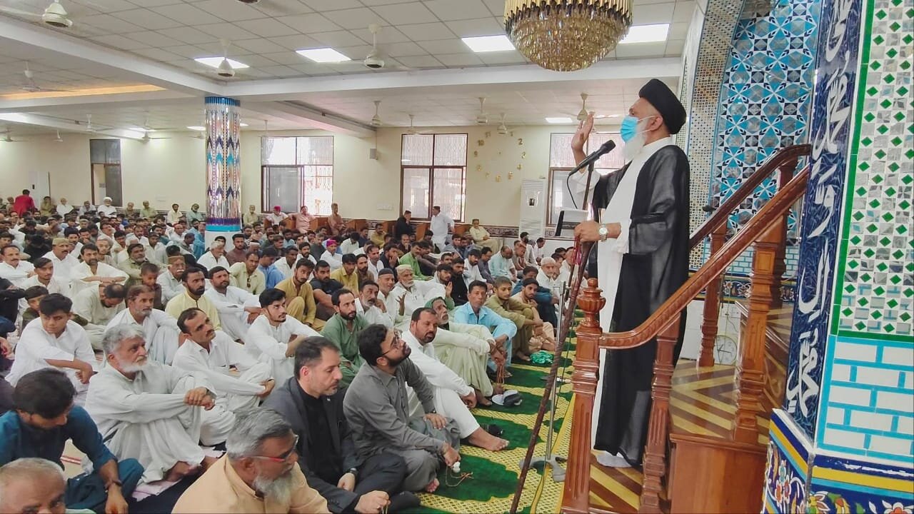 خانۂ فرہنگ ایران کے تحت قدم گاہ مولا علیؑ کی انتظامیہ کے تعاون سے شہدائے مقاومت کی یاد میں عظیم الشان محفلِ قرائت قرآن