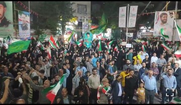 فیلم | خرم آبادی ها در خیابان انقلاب در موج هشتاد و پنجم حماسه