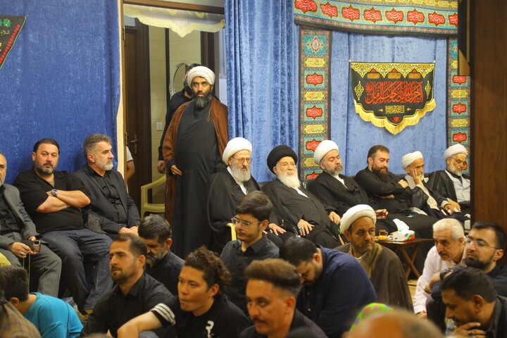 تصاویر/ مراسم عزاداری شهادت حضرت امام محمدباقر (ع) در دفتر آیت‌الله فقیهی