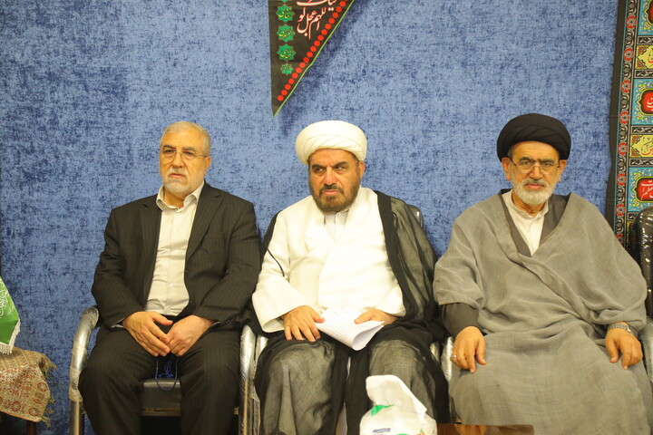 تصاویر/ مراسم عزاداری شهادت حضرت امام محمدباقر (ع) در دفتر آیت‌الله فقیهی