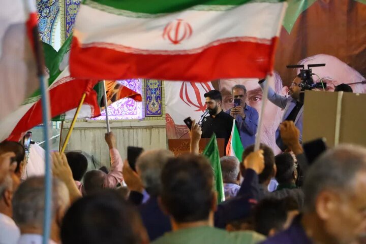 تصاویر/ هشتاد و چهارمین از شب‌های حماسه انتقام خون رهبر شهید انقلاب و بیعت مردم ولایتمدار‌ شهرستان بافق