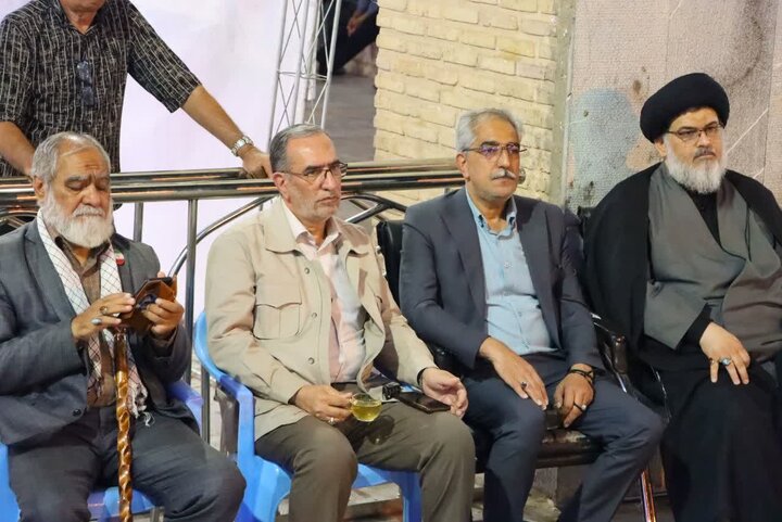 تصاویر/ هشتاد و چهارمین از شب‌های حماسه انتقام خون رهبر شهید انقلاب و بیعت مردم ولایتمدار‌ شهرستان بافق