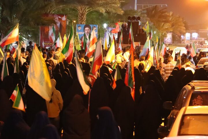 تصاویر/ هشتاد و چهارمین از شب‌های حماسه انتقام خون رهبر شهید انقلاب و بیعت مردم ولایتمدار‌ شهرستان بافق