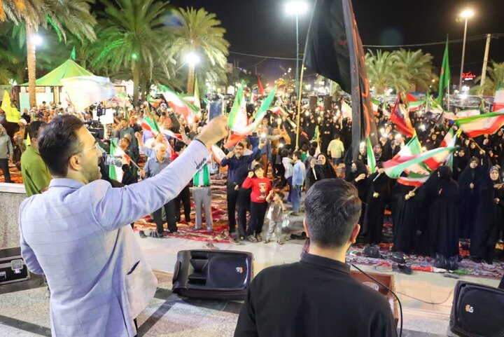 تصاویر/ هشتاد و چهارمین از شب‌های حماسه انتقام خون رهبر شهید انقلاب و بیعت مردم ولایتمدار‌ شهرستان بافق