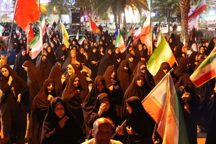تصاویر/ هشتاد و چهارمین از شب‌های حماسه انتقام خون رهبر شهید انقلاب و بیعت مردم ولایتمدار‌ شهرستان بافق