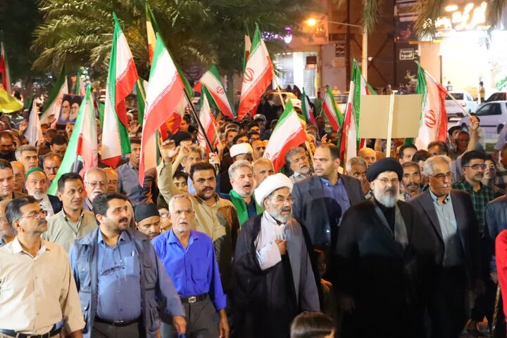تصاویر/ هشتاد و چهارمین از شب‌های حماسه انتقام خون رهبر شهید انقلاب و بیعت مردم ولایتمدار‌ شهرستان بافق