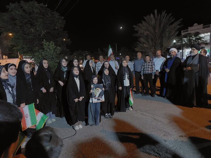 تصاویر/ هشتاد و چهارمین از شب‌های حماسه انتقام خون رهبر شهید انقلاب و بیعت مردم ولایتمدار‌ شهرستان بافق