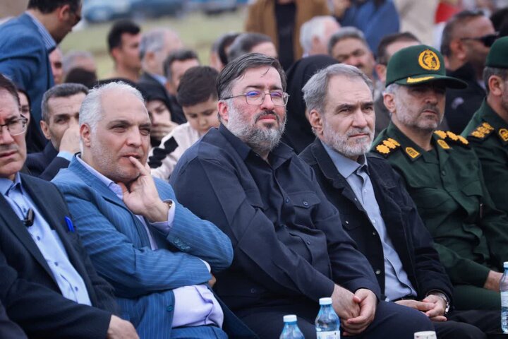 تصاویر/ جشنواره کوچ عشایر با محوریت بیعت با مقام معظم رهبری